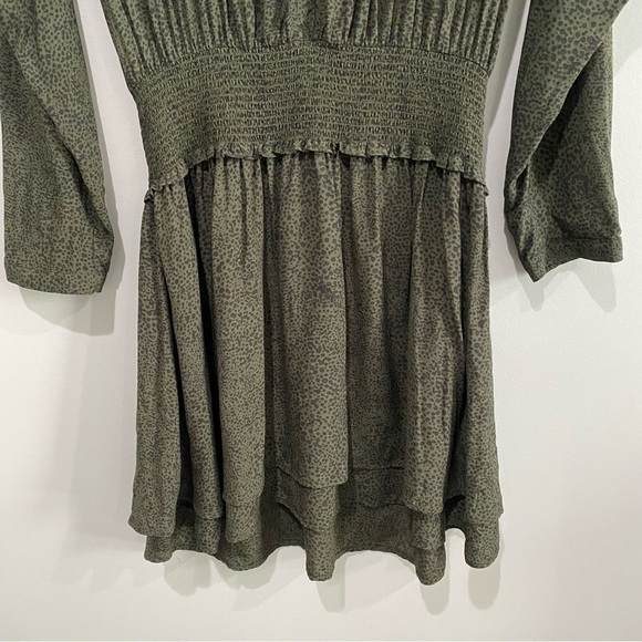 RAILS Women's Jasmine Dress Olive Speckled Lightweight Smocked Size Medium - Picture 4 of 12